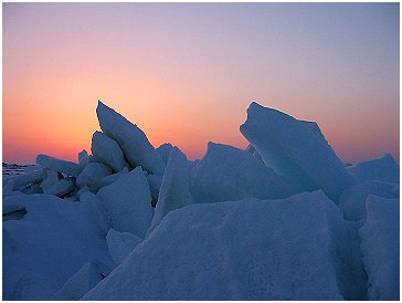 	流氷山脈Ⅰ　浜小清水 フレトイ展望台沖	